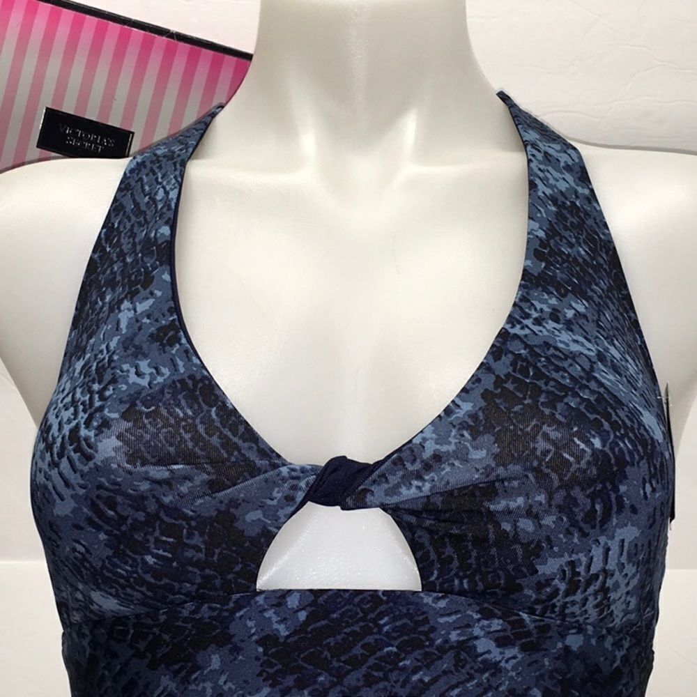 🔥Victoria Secret Sport bra removable padded sz small New